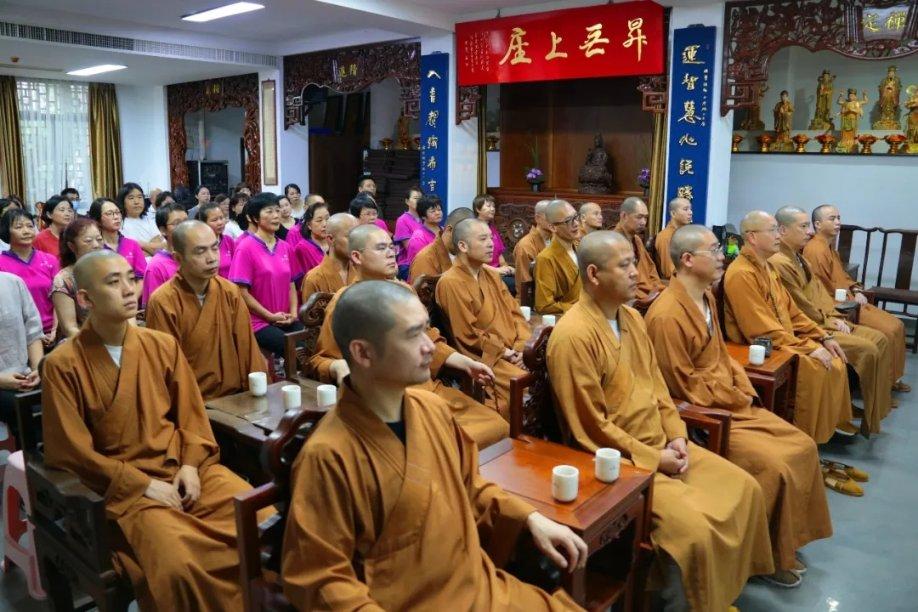 剧院的麻烦